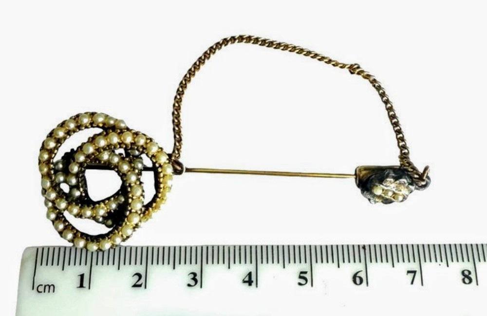 Brooch