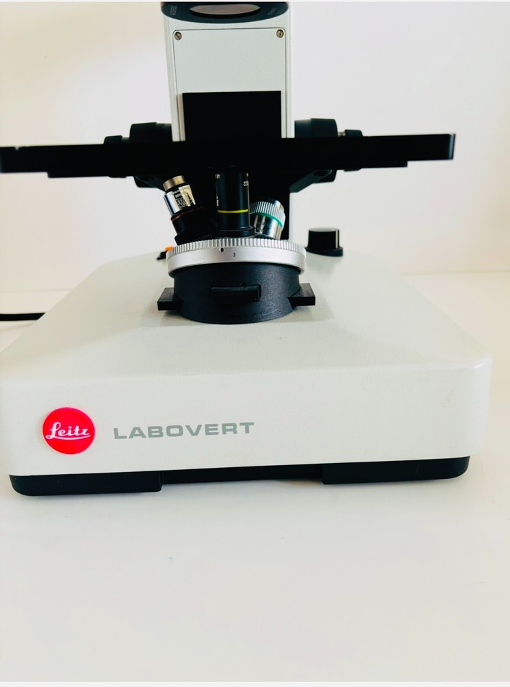 Leitz Wetzlar Labovert Inverted Microscope 090-122.012 10x/18