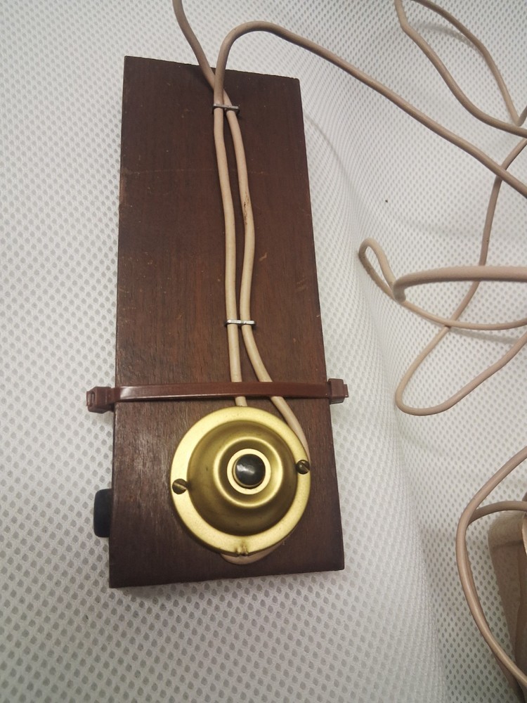 WORKING 850-00 Ringing Generator Doorbell. Call button set up.