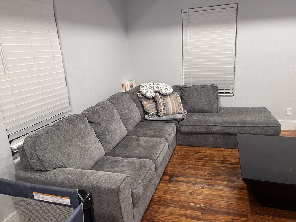 couches sofas used