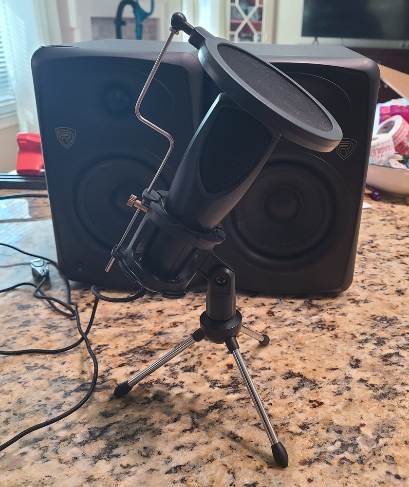 USB PC Microphone With Filter and stand - Model # Mu28006
