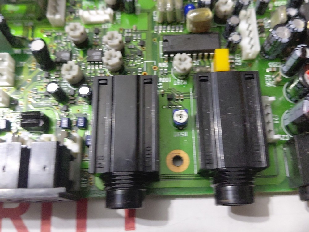 ICOM IC-736 Transceiver Main circuit board Untested