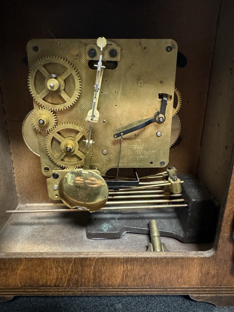 Cuckoo Clock MFG W/ Twist Wind up Key