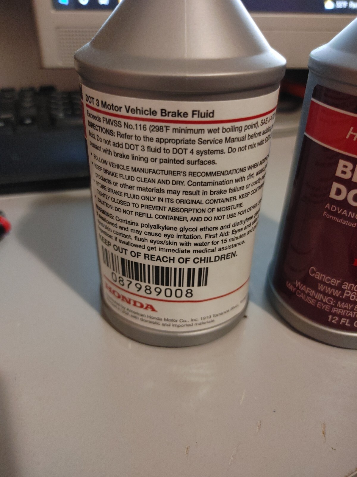 2 x Bottles Honda Genuine OEM Brake Fluid DOT 3 SEALED 12oz NEW