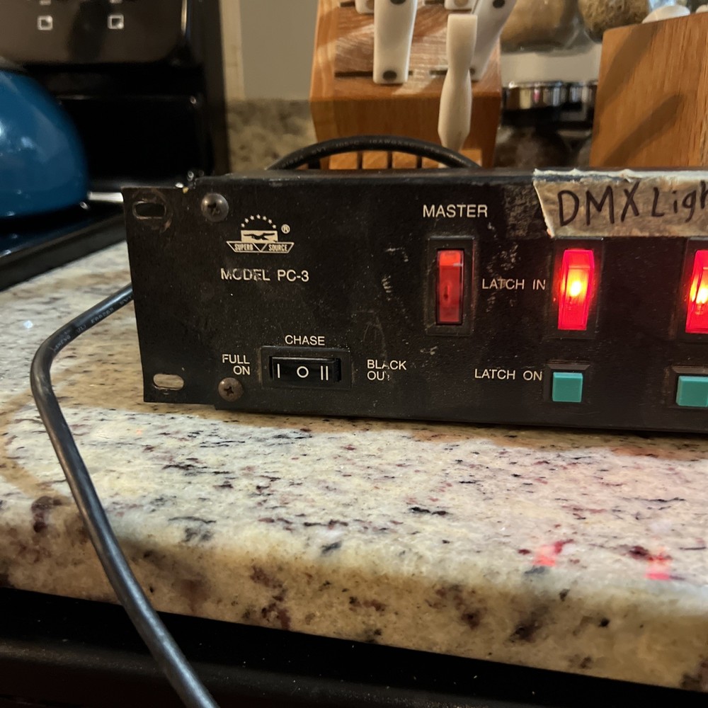 Superb Source Model pc 3 powers on 2 lights don’t turn on