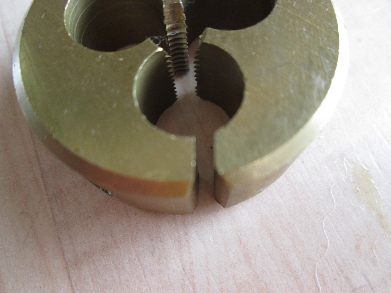 NEW M6 M6x1.0 Metric Die 1.5" Titanium Nitride Coated HSS Steel Slotted #T16BA