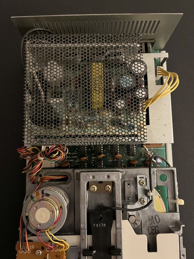 Newtronics FSD-1 5.25" Floppy Disk Drive Mitsumi D500 Commodore