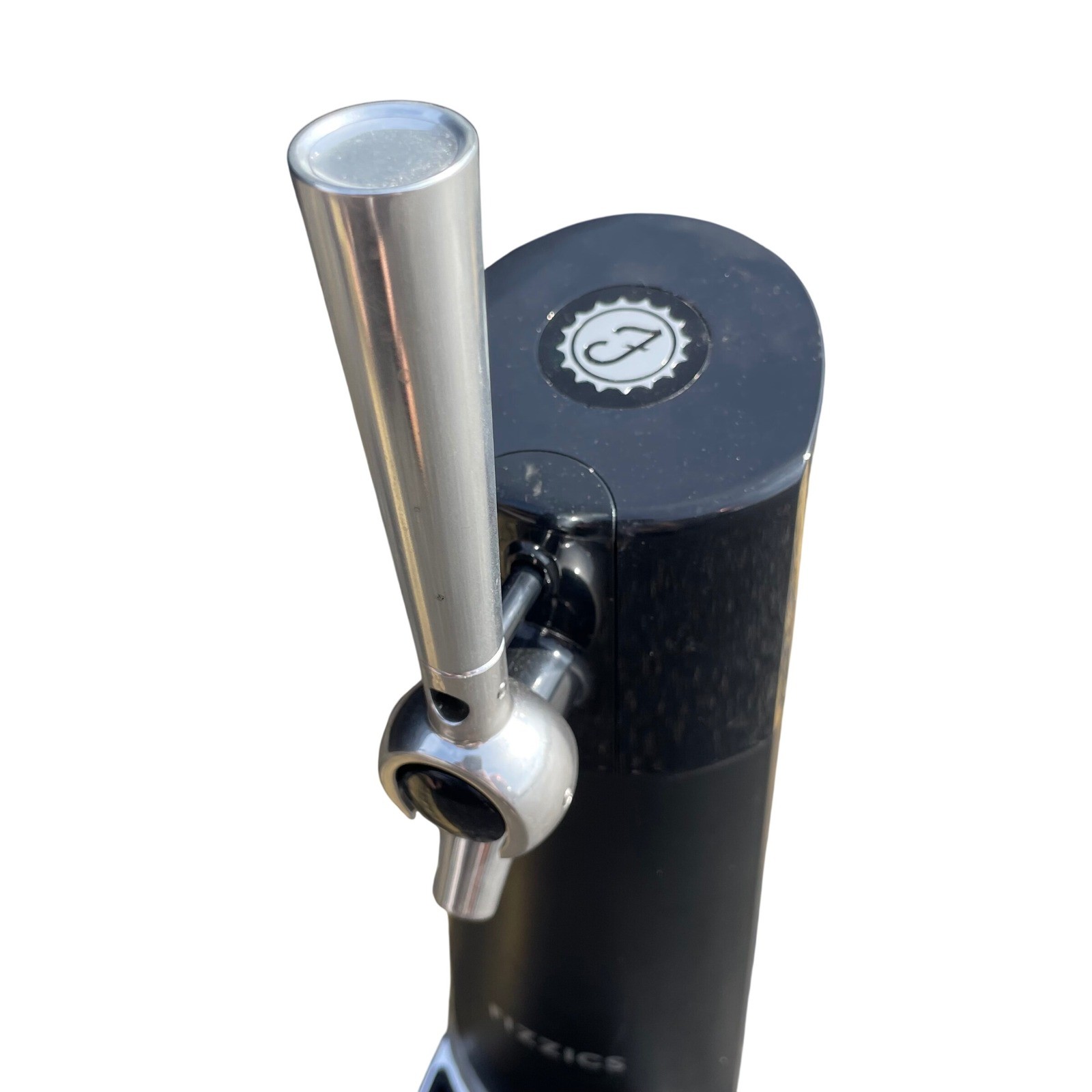 FIZZICS DraftPour Draft Beer Dispenser Converts Any Can Bottle Into Nitro Style