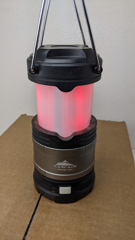 Cascade Mountain Tech Collapsible LED Lantern Pre-owned Good Working Condition