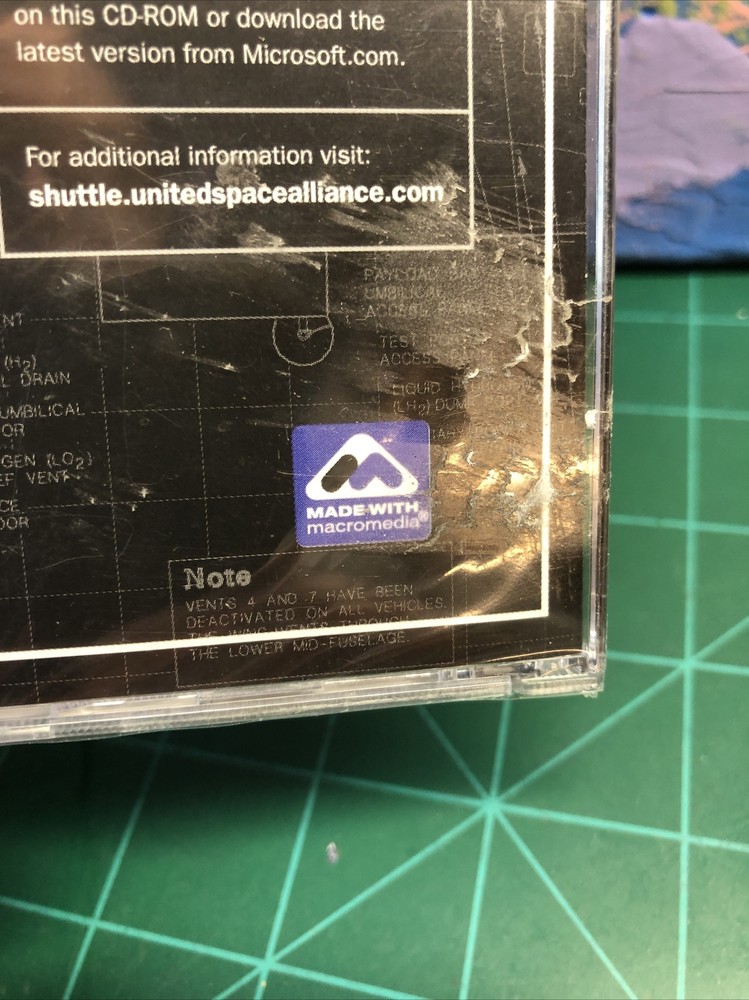 Space Shuttle 100 Flights PC CD ROM Software Windows 95/98/NT/2000 Program