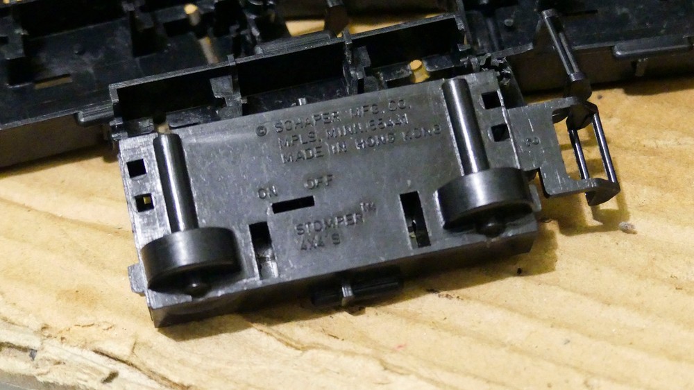 SCHAPER STOMPER 4X4 CHASSIS