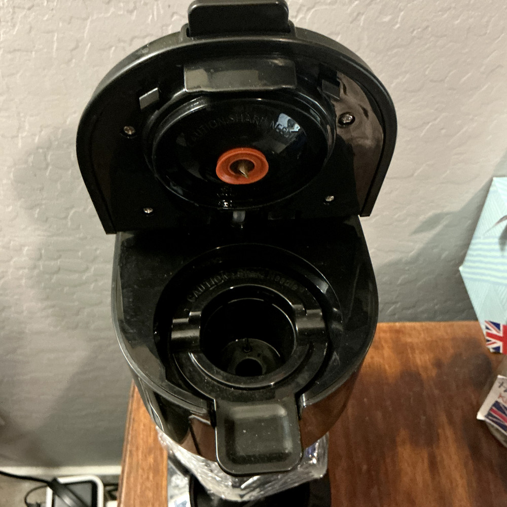 Walmart Single Serve Coffee Maker Model 202140 with Reusable Filter Cup - Black
