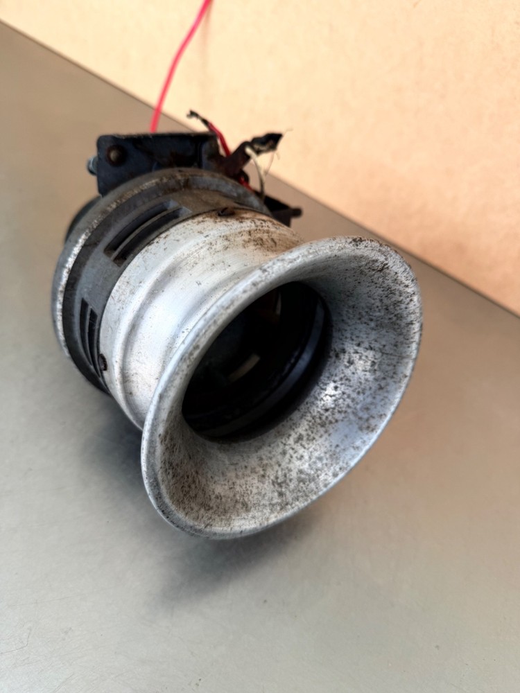 VINTAGE UNIVERSAL SECURITY INSTRUMENTS SIREN Working #B-13