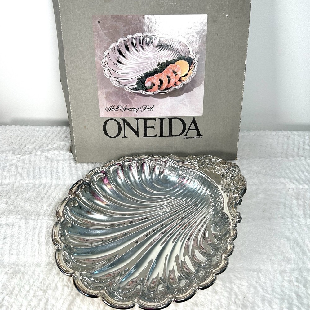 Vintage Oneida Silver Plate Shell Shaped Serving Dish NEW