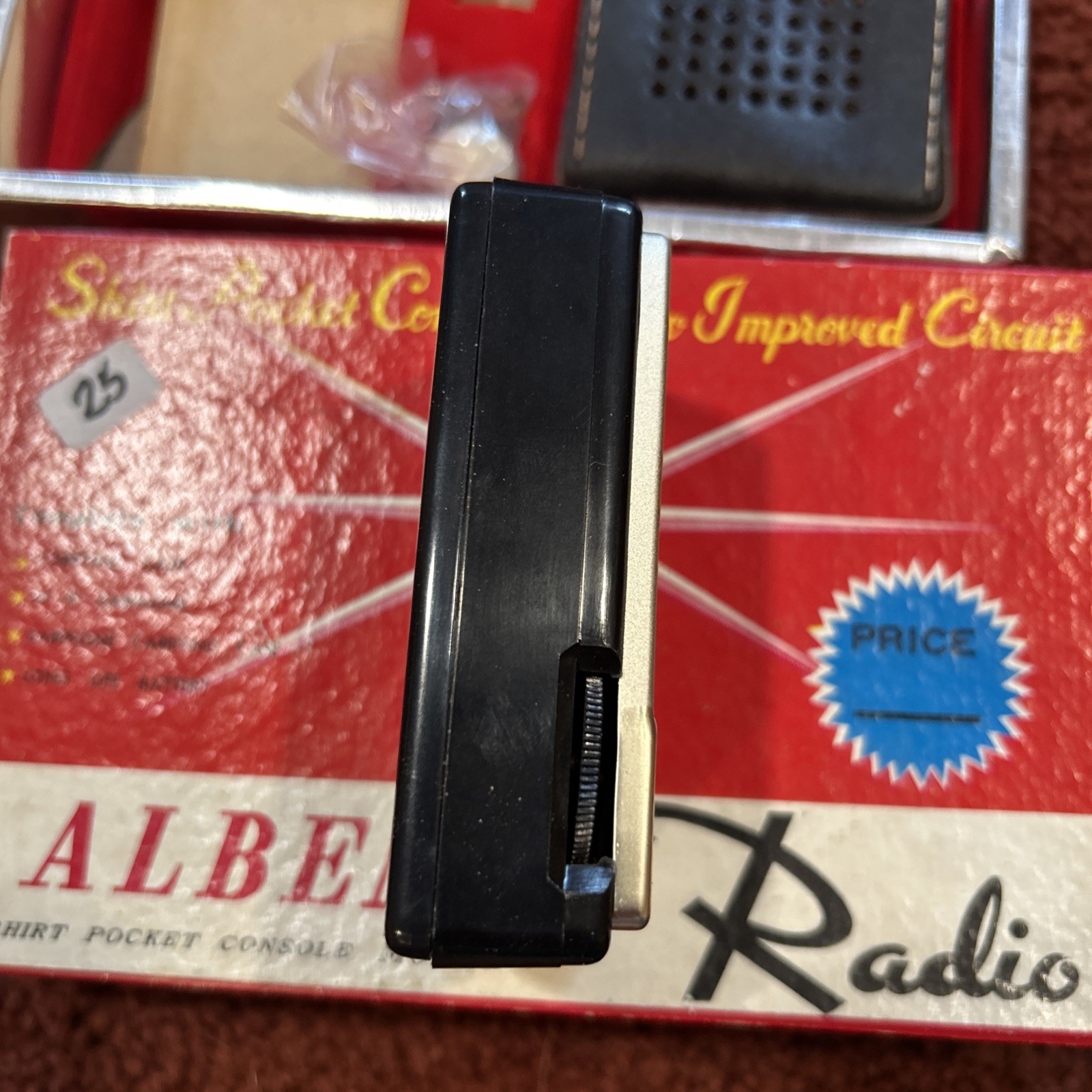 Vintage Alben Mini Transistor Radio Shirt Pocket Console Model (works)