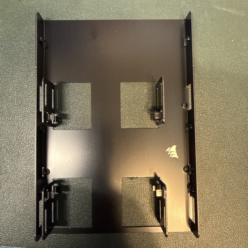 Corsair Dual SSD Mounting Bracket 3.5" CSSD-BRKT2, Black