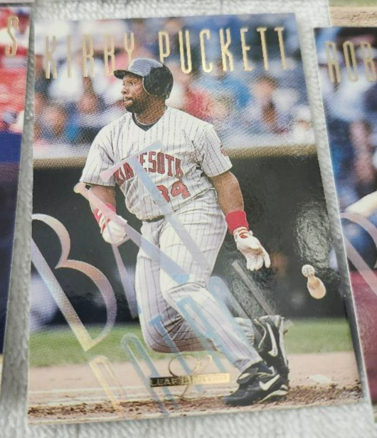 Leaf Limited Bat Patrol Complete 24 Card Set