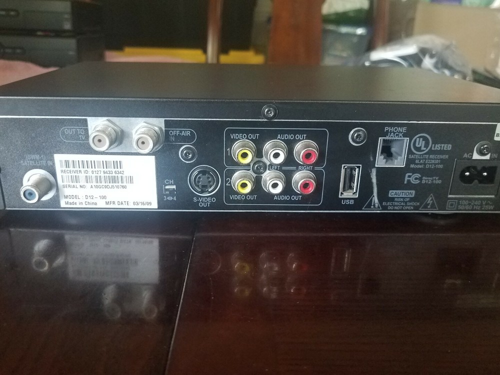 Direct-TV D-12-100 Cable Boxes