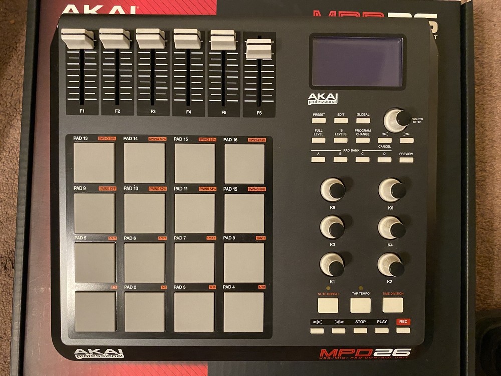 akai mpd 26
