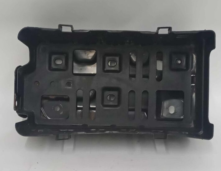 2010-2016 Cadillac SRX Battery Tray bracket oem 20765834