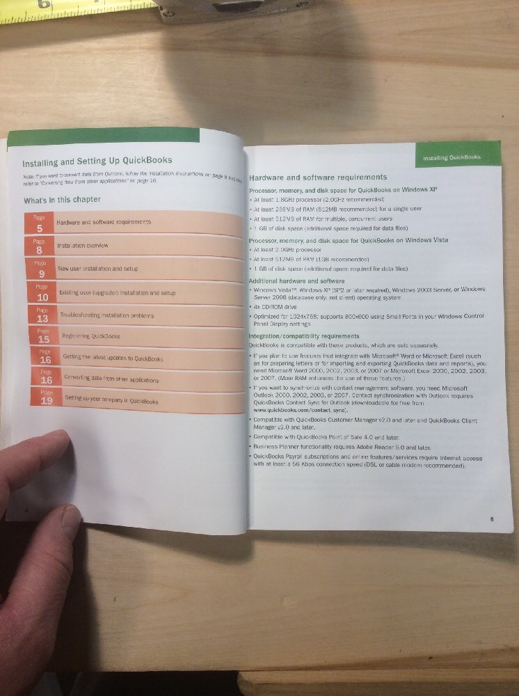 Intuit QuickBooks 2008 Startup And Quick Reference Guide BooksByDecade.com