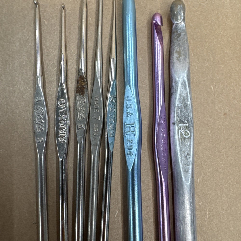 Misc. Metal Crochet Hook Set, Various Colors And Sizes