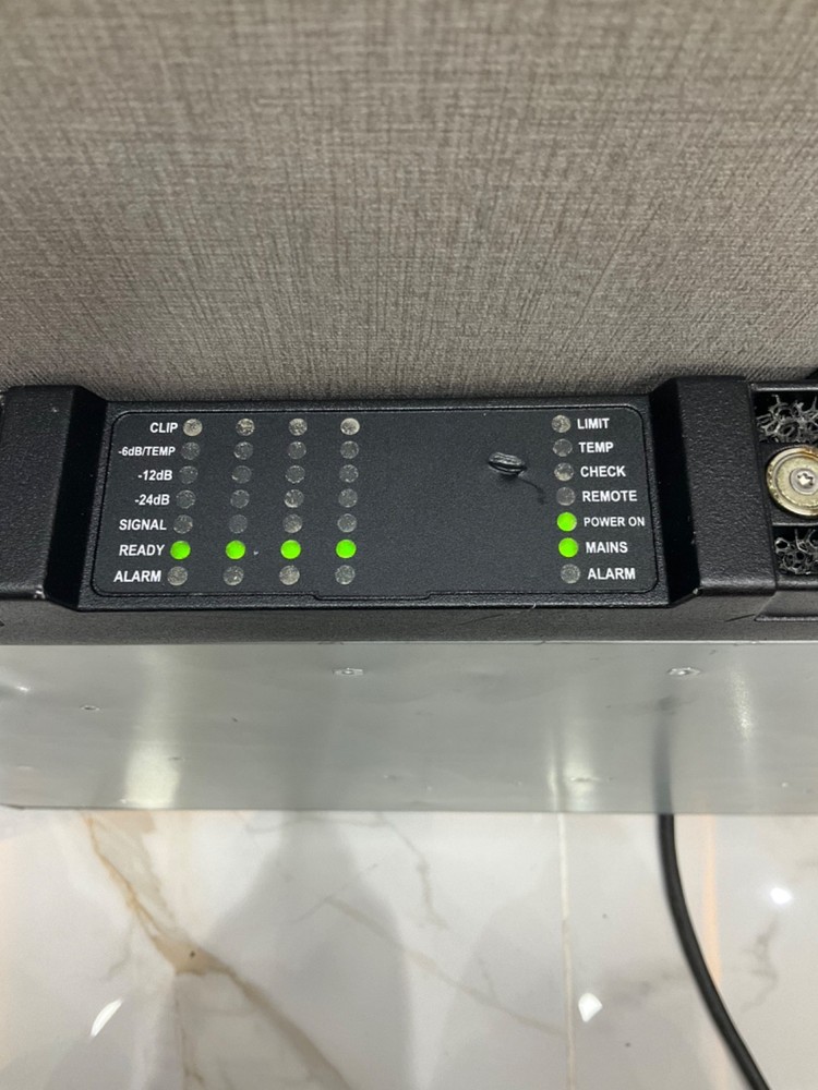 POWERSOFT QUATTROCANALI 2404 DSP+D PROFESSIONAL AUDIO AMPLIFIER