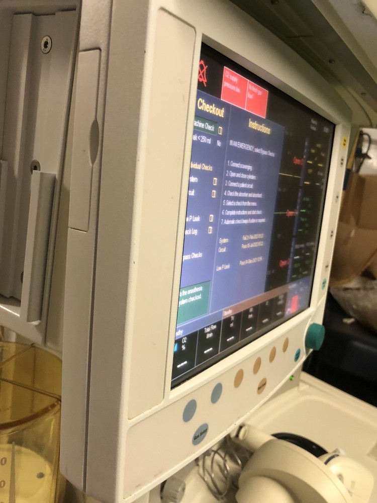 GE, Datex Ohmeda, Avance Front Main Display