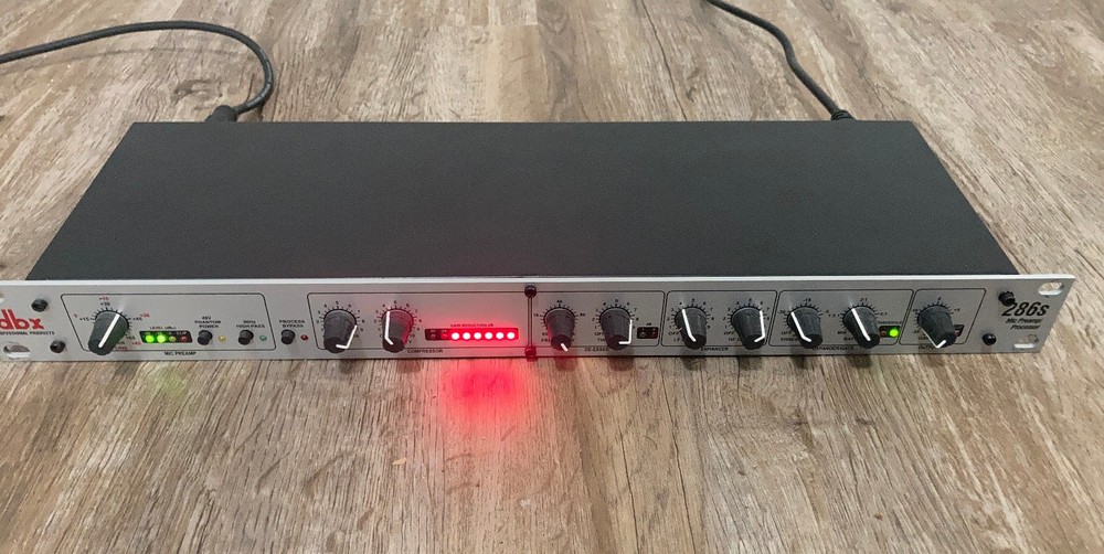 dbx, 286s Microphone Preamp Processor, used, with box, manual and power cable