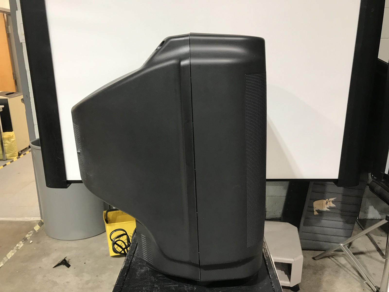 Panasonic CT-2769SW 27" CRTV Retro Gaming RCA RF Antenna - No Remote