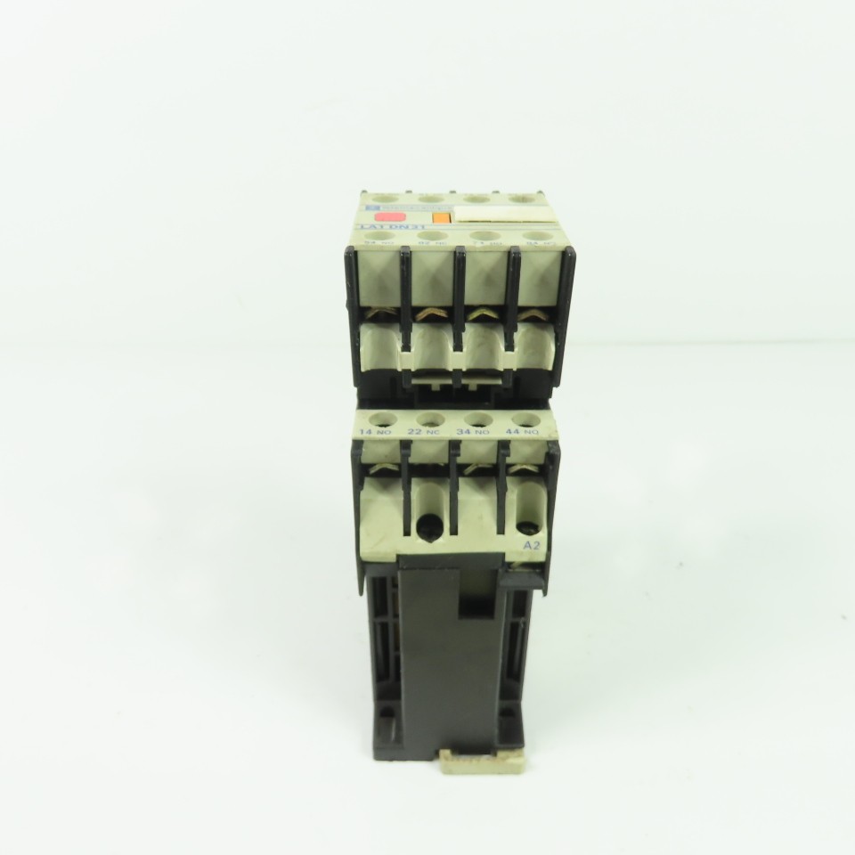 Telemecanique CA3DN62BDREQ3548G6 Contactor Relay 600V 24VDC Coil