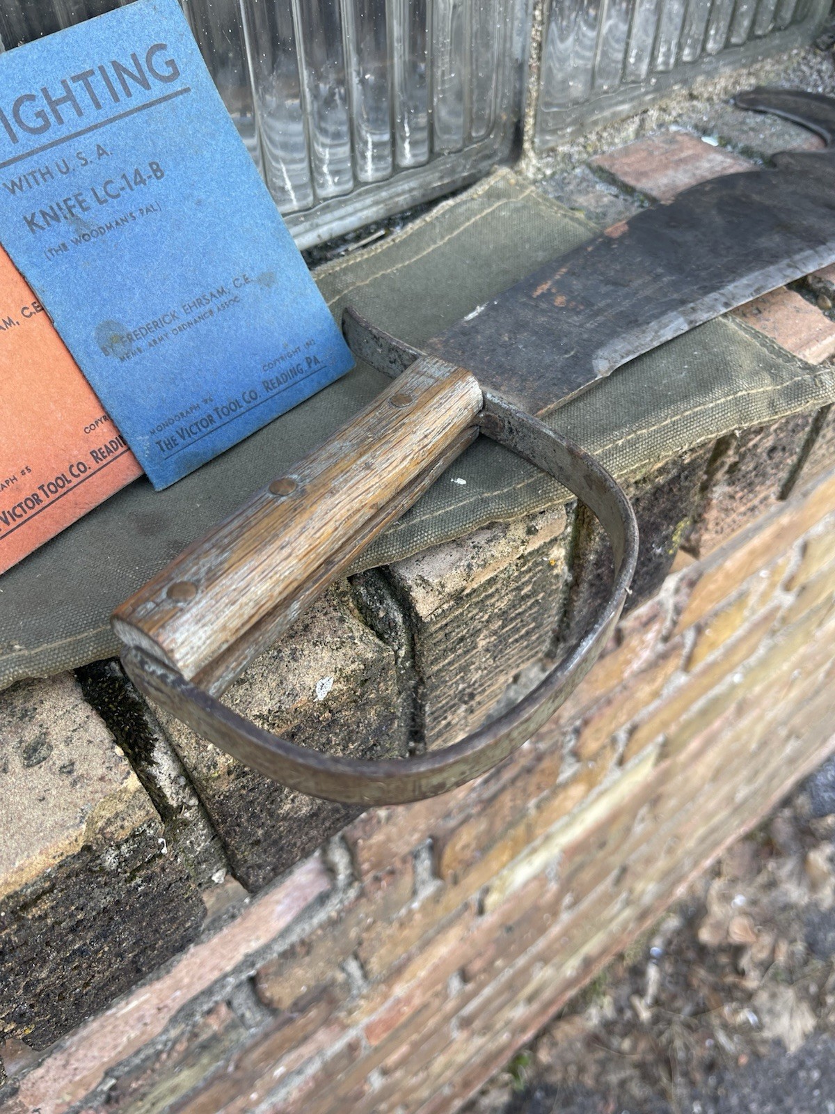 Vtg US WWII LC14-B Woodmans Pal 280 Knife Sheath & 2 Manuals WW2 Fighting Knife