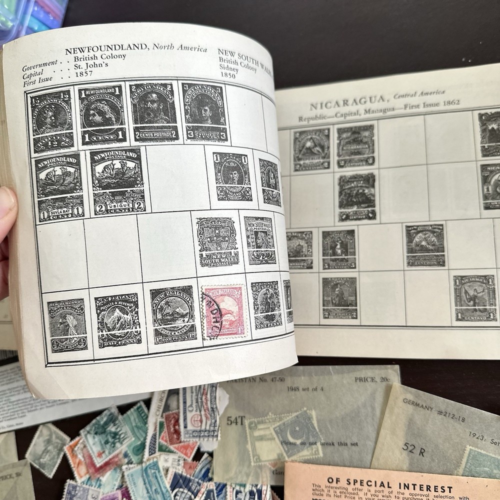 The World United States & Foreign Postage Stamp Album 1938 + Variety Stamp Lot