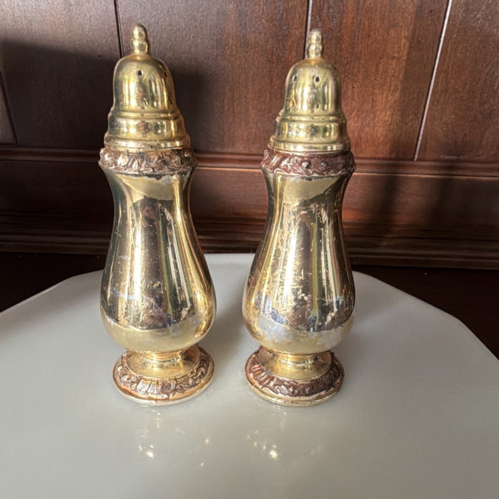 Oneida Community Silverplate Salt & Pepper Shakers 5 Inch Tableware Set