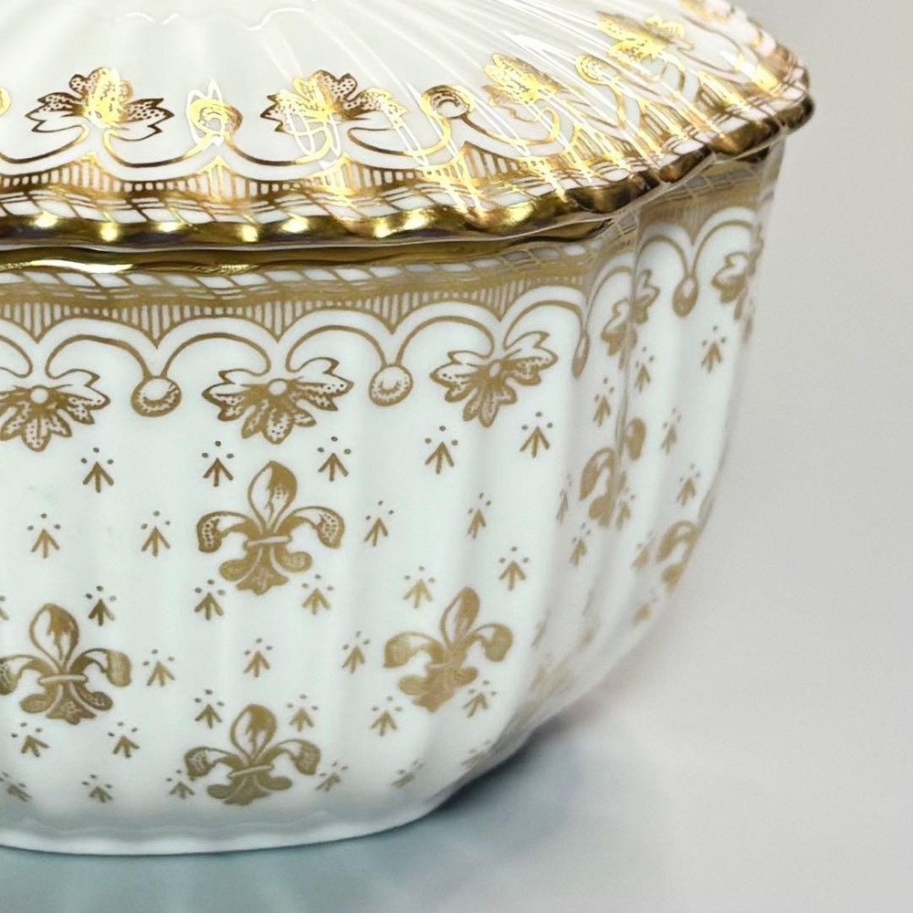 Spode Fleur de Lys Gold Sugar Pot