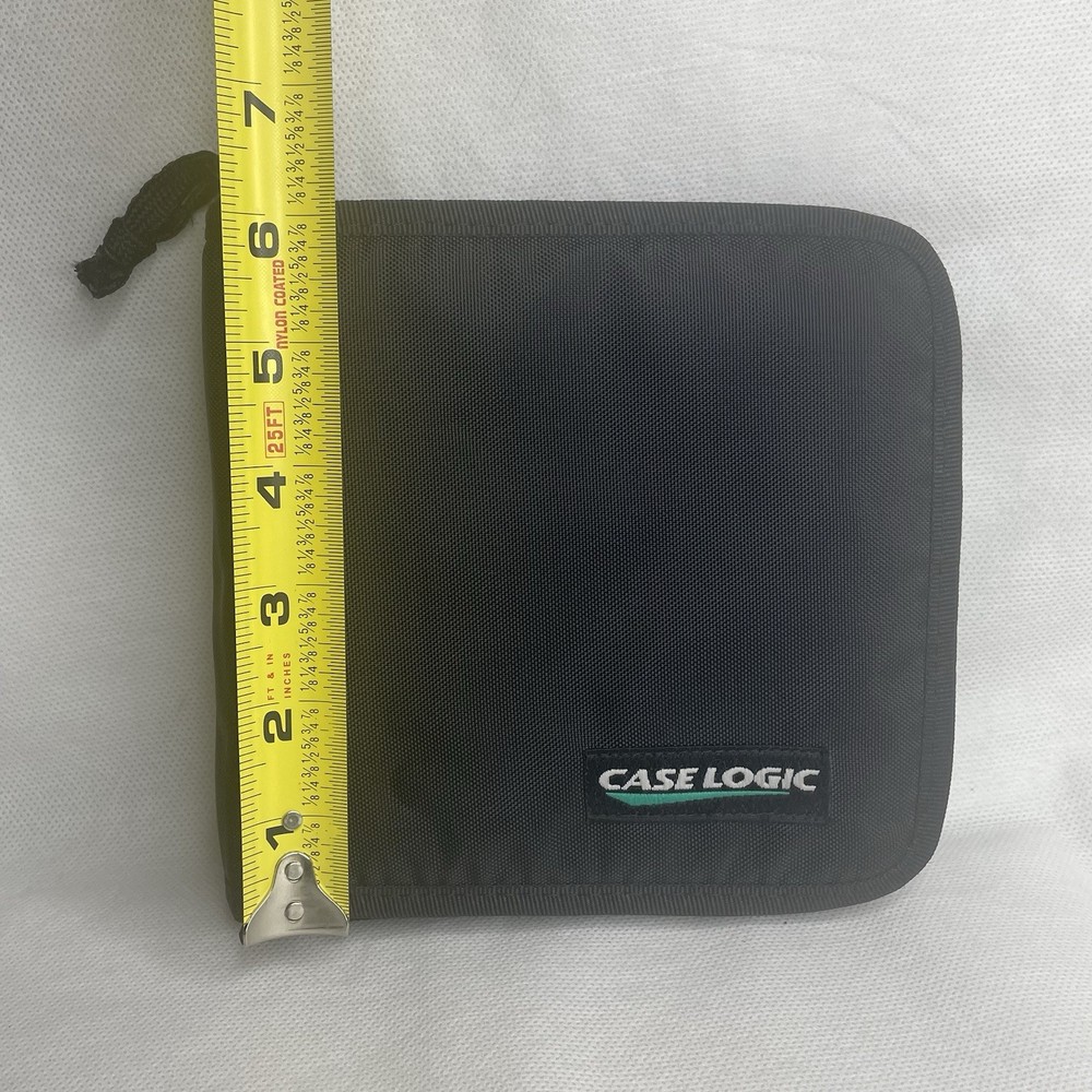 Case Logic 24 CD DVD Blu-Ray PC Disc Black 6" Soft Sleeve Zipper Storage Case