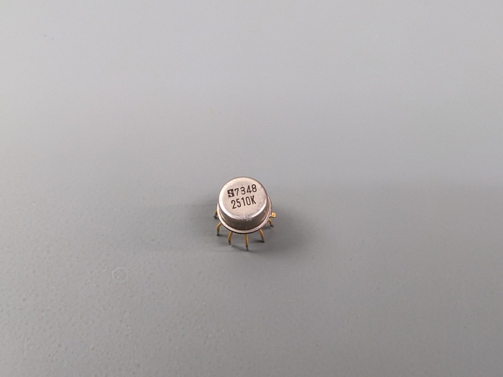 Signetics 2510K Static Shift Register IC, SOLDER PULL