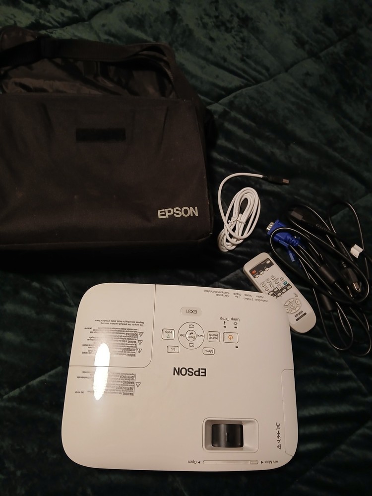 Epson EX31 LCD Projector