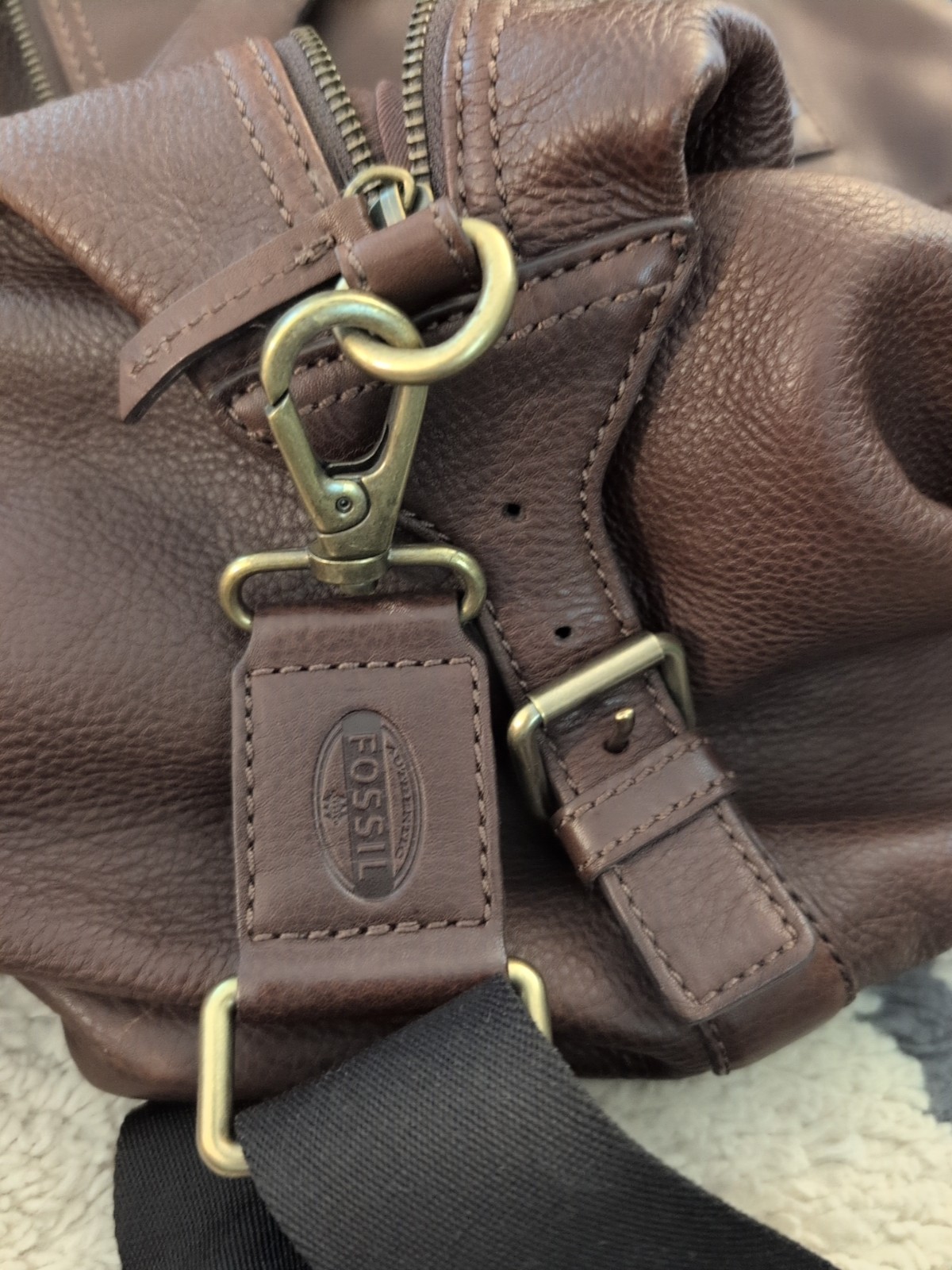 Fossil Mens Duffle Bag Brown Leather Travel Shoulder Business