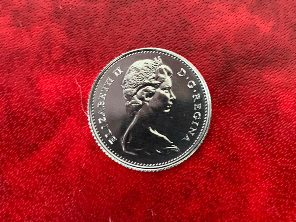Canada 10 Cent 1975 Specimen Coin-Uncirculated