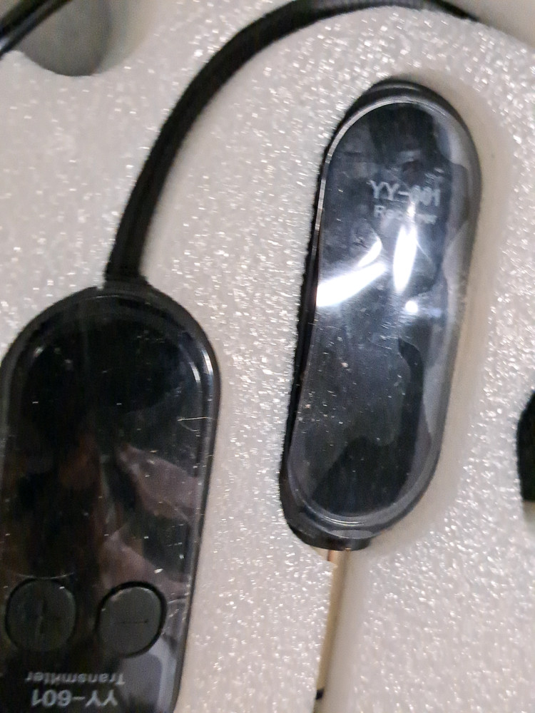 YY-601 Headphone Receiver Transmitter & Camera Cord #3369L173