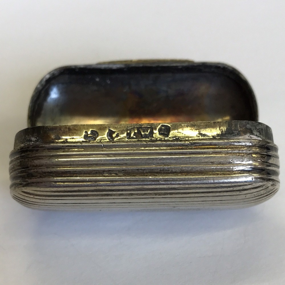 Fine Antique Georgian Solid Silver Snuff Box Thomas Willmore 1801 5.3cm X 2.6cm
