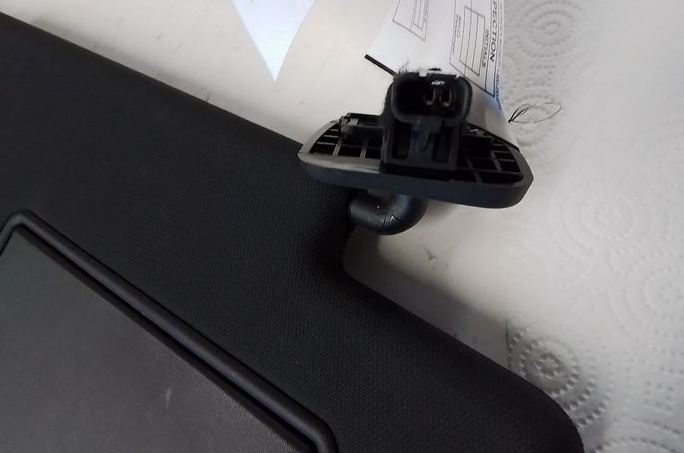 2019-2023 Dodge Ram 1500 Right Passenger Side Sun Visor Illumination Black OEM