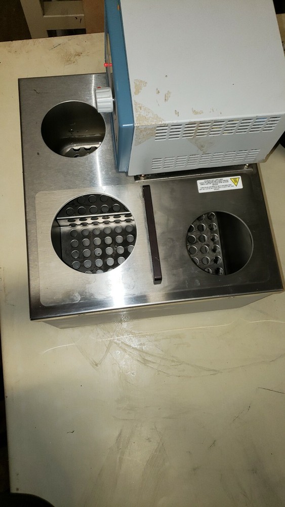 BROOKFIELD TC-202 CONSTANT TEMP. CIRCULATION BATH, W/ DIGITAL TEMPERATURE CONTRL