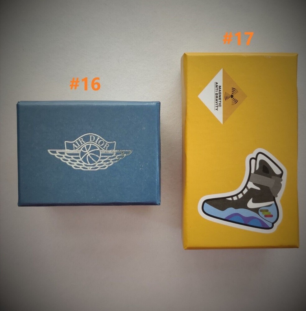 Mini sneaker shoebox