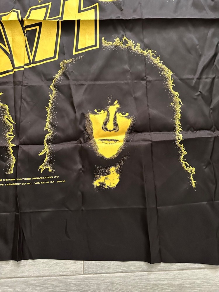 Kiss Gene, Paul, Bruce and Eric Carr 1986 Rare Wall Tapestry