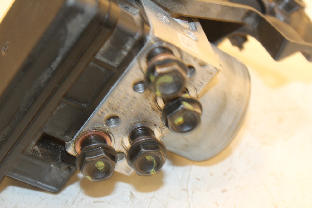 2023 Ducati Panigale V2 ABS Pump Unit Module 54240951B