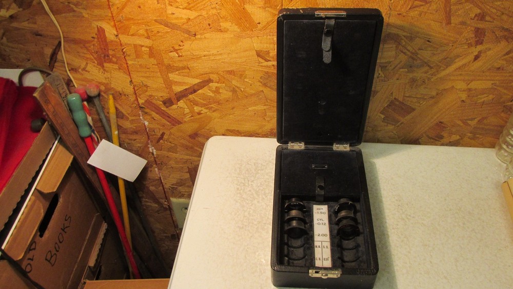 American Optical Case and Lens