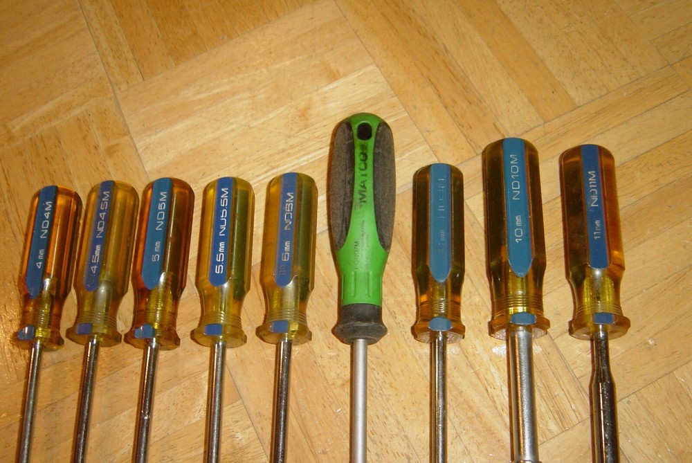 MATCO TOOLS 9 PIECE METRIC NUT DRIVER SET 4MM TO 11MM