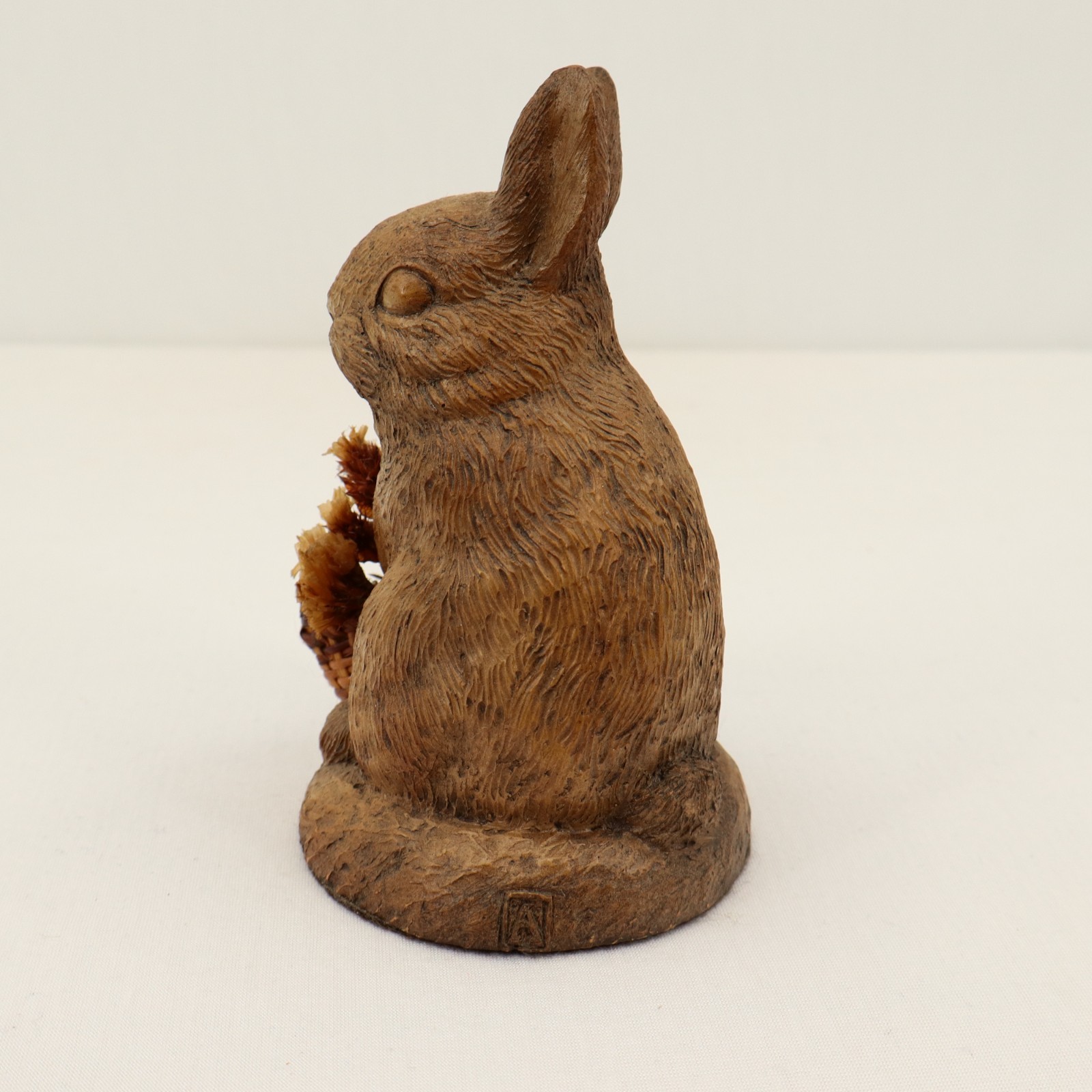 VTG Anise Rabbit Figurine United Design Corp Woodland Bunny w/ Basket Hydrostone